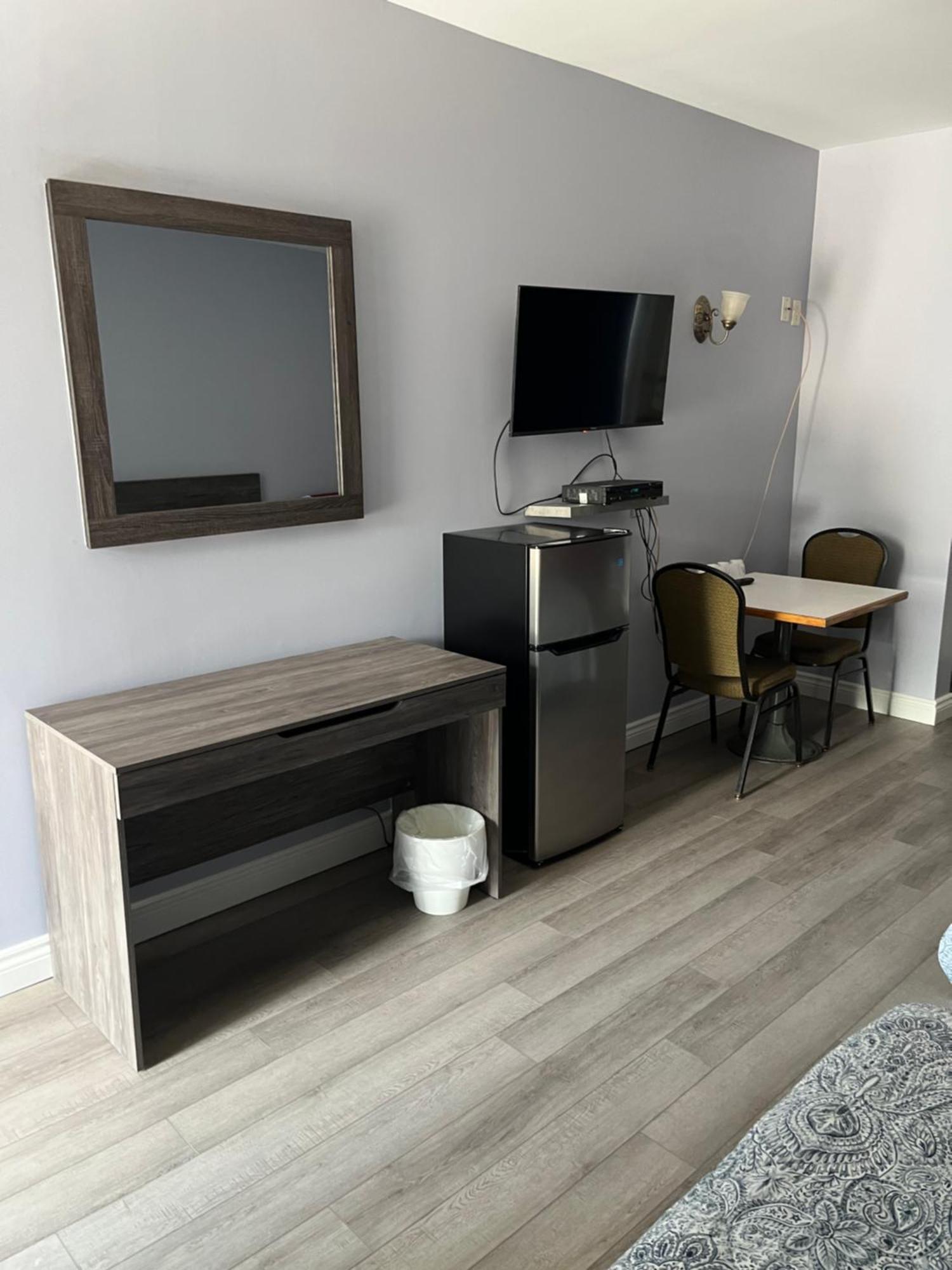 Motel La Siesta De Gascon Тербон Экстерьер фото