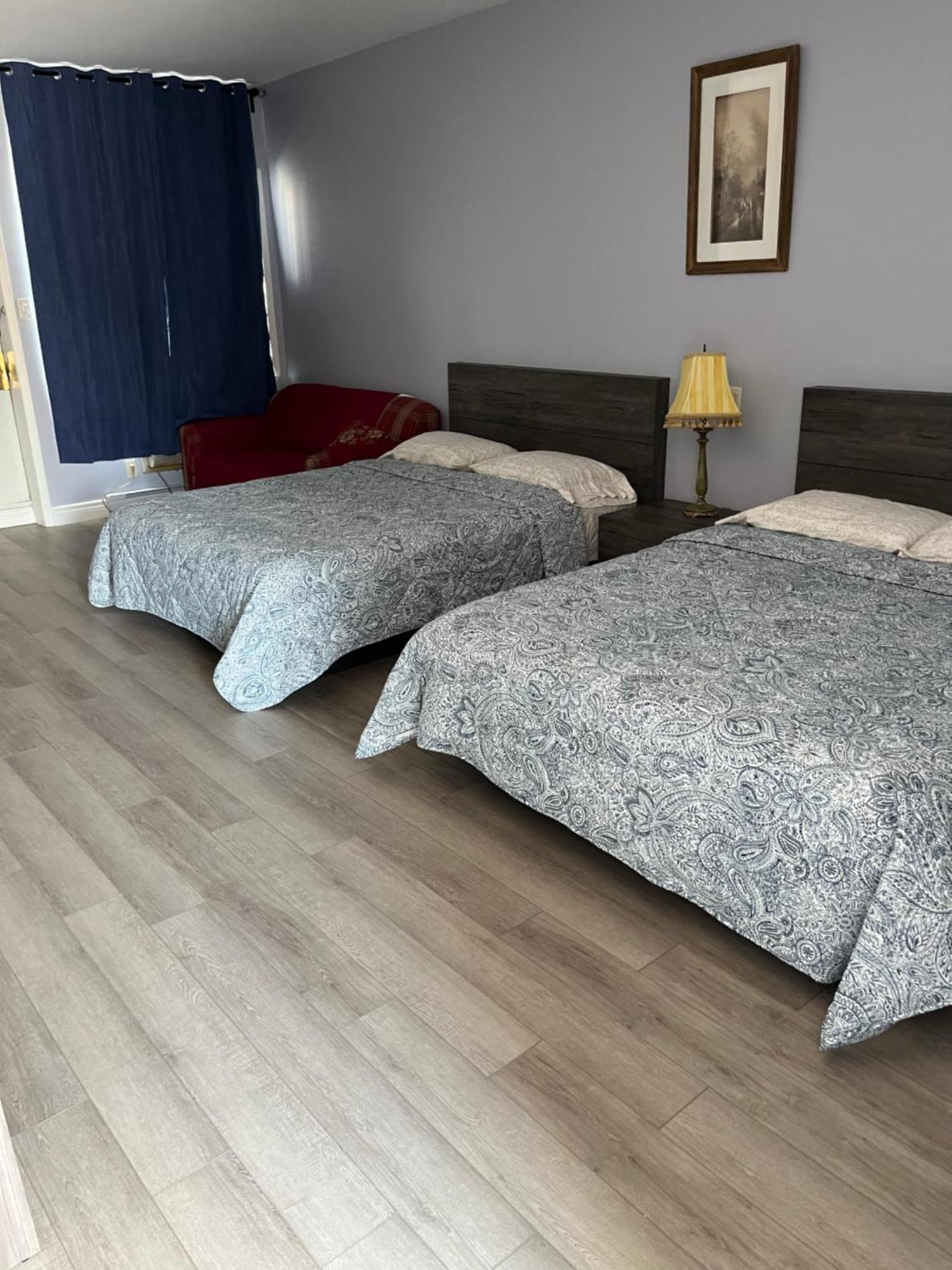 Motel La Siesta De Gascon Тербон Экстерьер фото